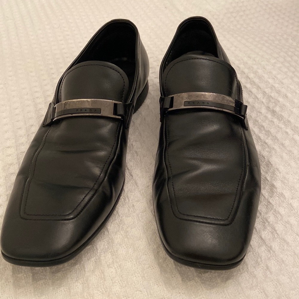 Mens 8.5 Prada loafers